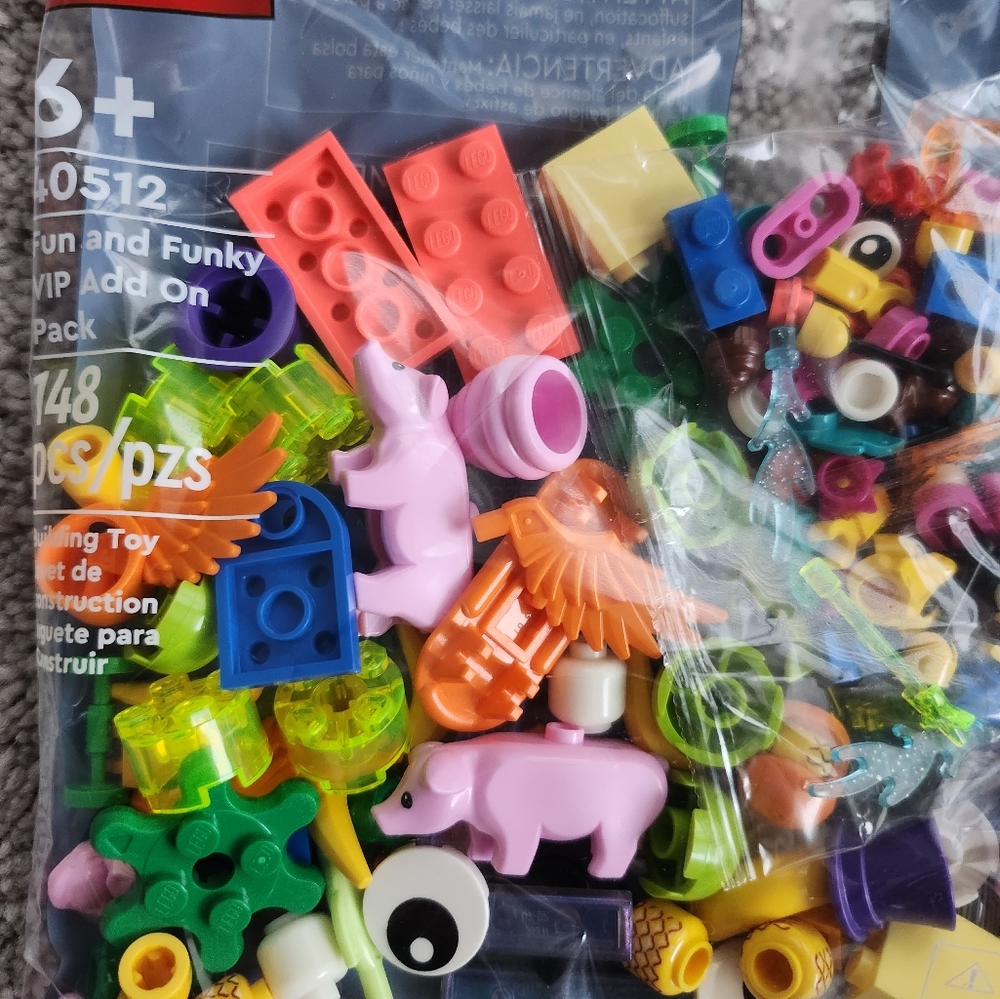 Lego VIP Fun and Funky Pack - Picture 4 of 5